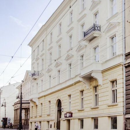 Dom Sapiehy Aparthotel Cracovia Esterno foto