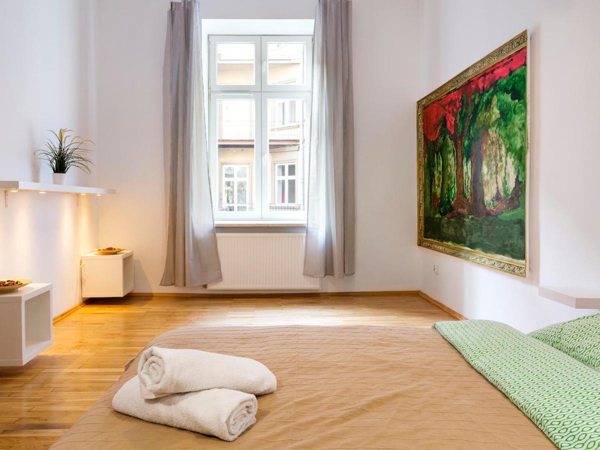Dom Sapiehy Aparthotel Cracovia Esterno foto