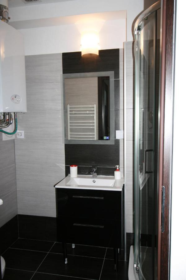 Dom Sapiehy Aparthotel Cracovia Esterno foto