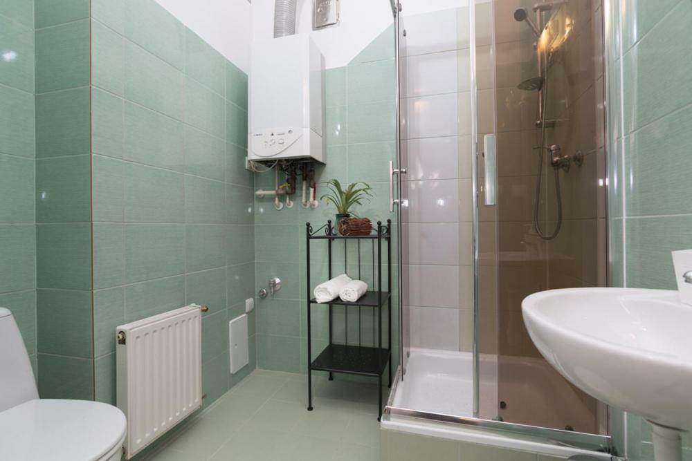 Dom Sapiehy Aparthotel Cracovia Esterno foto