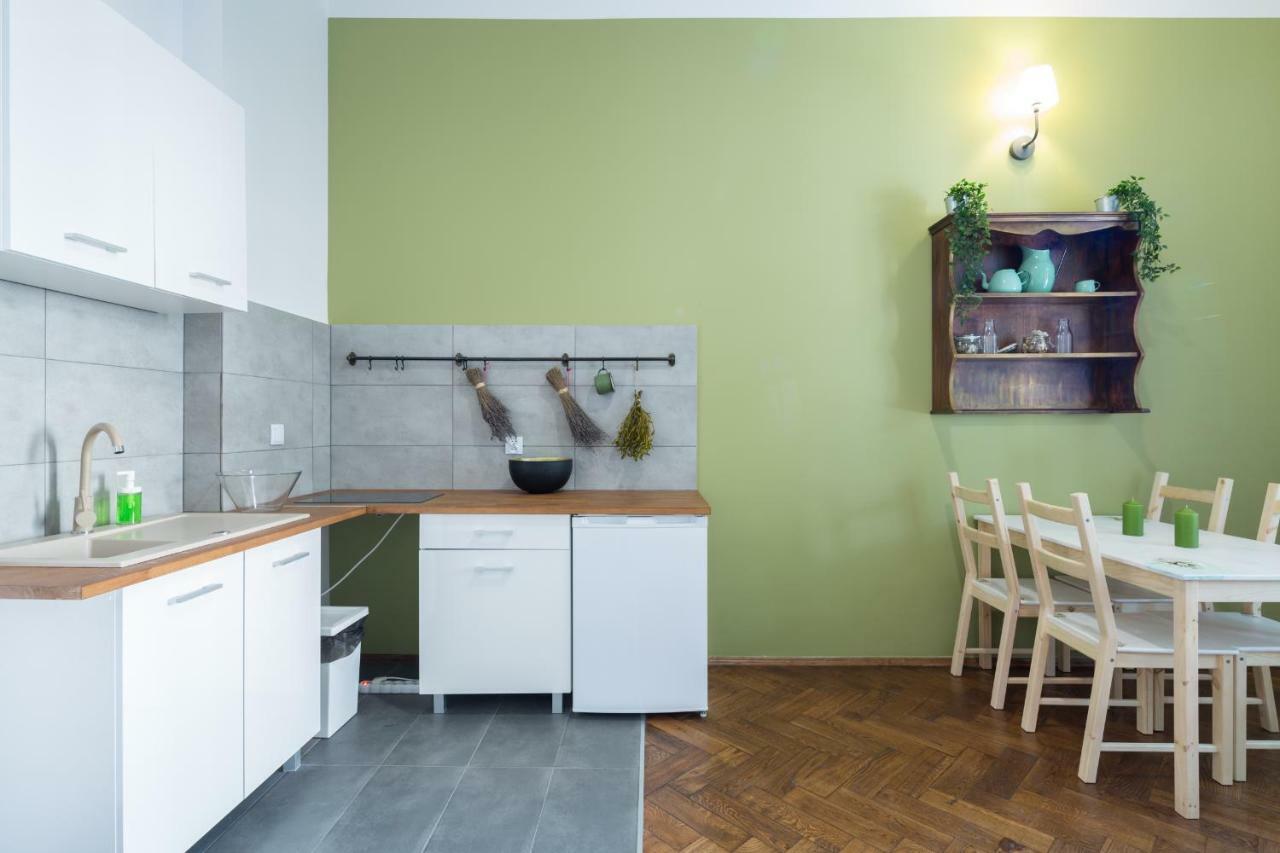 Dom Sapiehy Aparthotel Cracovia Esterno foto